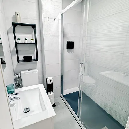 Encantador Céntrico Con Patio Málaga