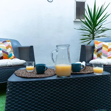 Encantador Céntrico Con Patio Appartement